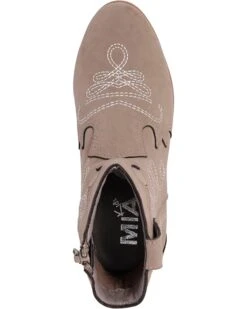 Mia Kids Eryka (Little Kid/Big Kid) | Boots 9 Mia Kids Eryka (Little Kid/Big Kid) | Boots -Fit Shoe Store 71rG8Xb7LL. AC SR736920